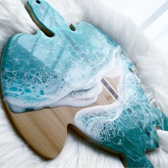 Resin Art Sea Turtle Bamboo Cheese Board Ocean Wave Charcuterie Board Custom Nwt - Picture 4 of 4